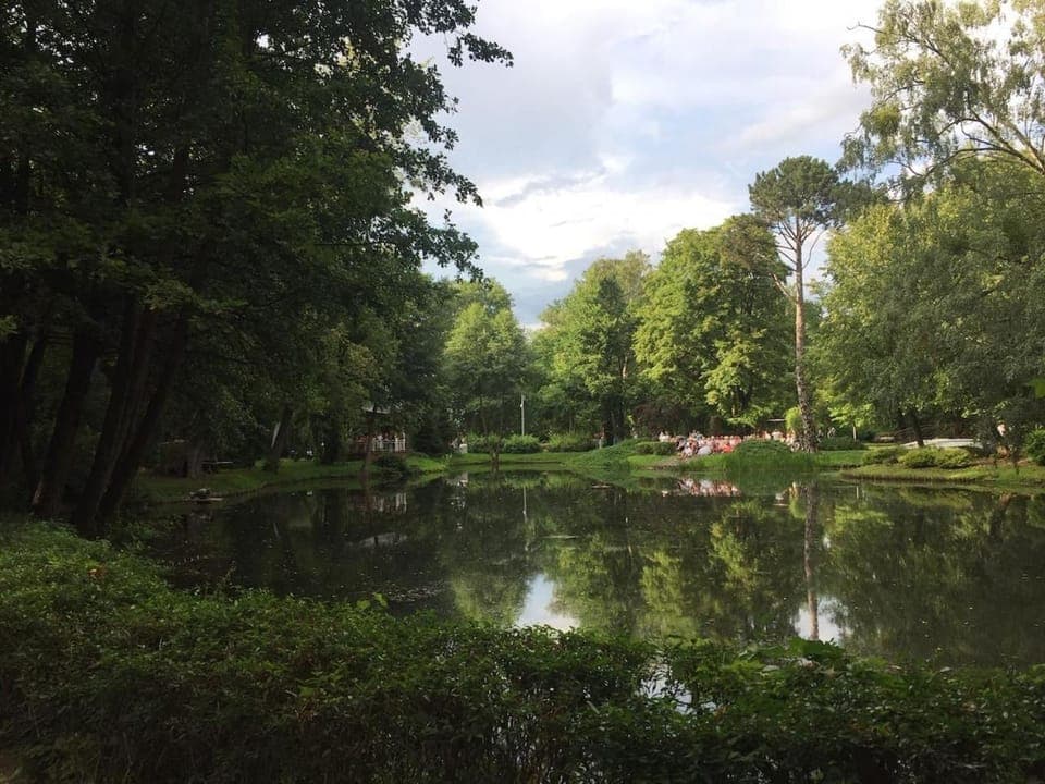 Nearby landmark, Natural landscape