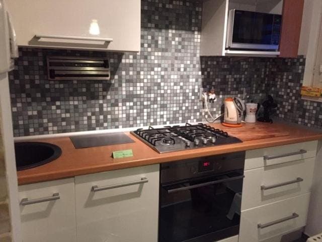 Kitchen or kitchenette, minibar, pet friendly, stove