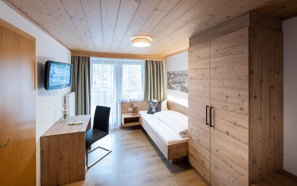 Ferienhof Schöne Aussicht Bed and Breakfast in Trentino-South Tyrol