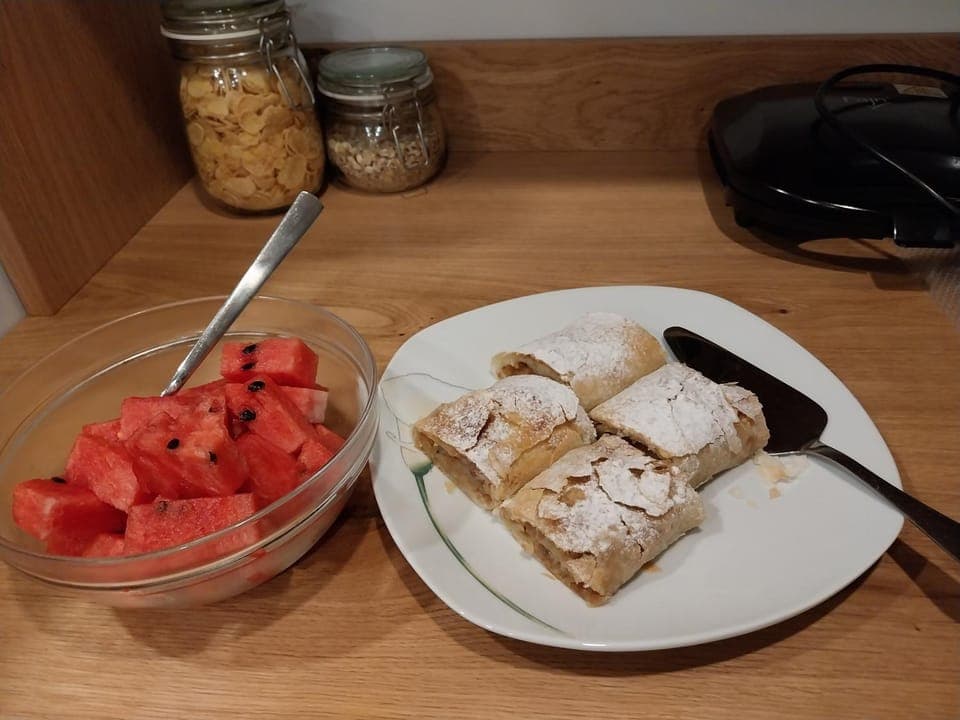 Food and drinks, Food, Breakfast