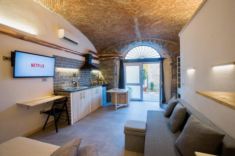 Kitchen or kitchenette, Living room, Dining area