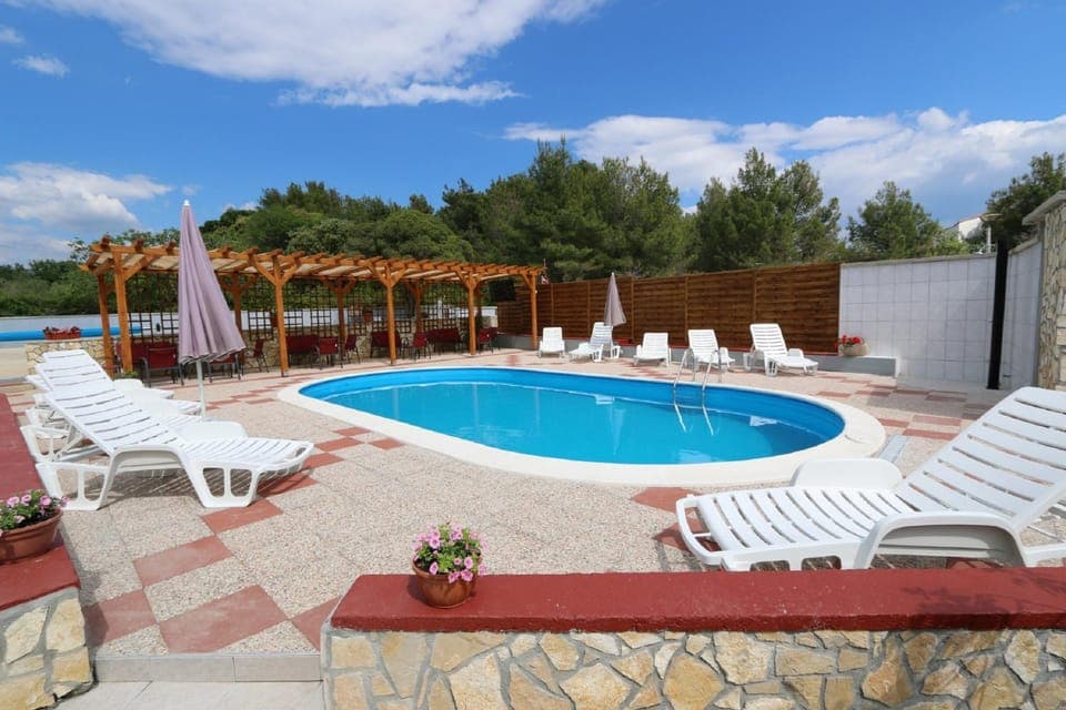 On site, Pool view, Swimming pool, Swimming pool