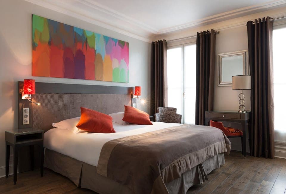 Photo of the whole room