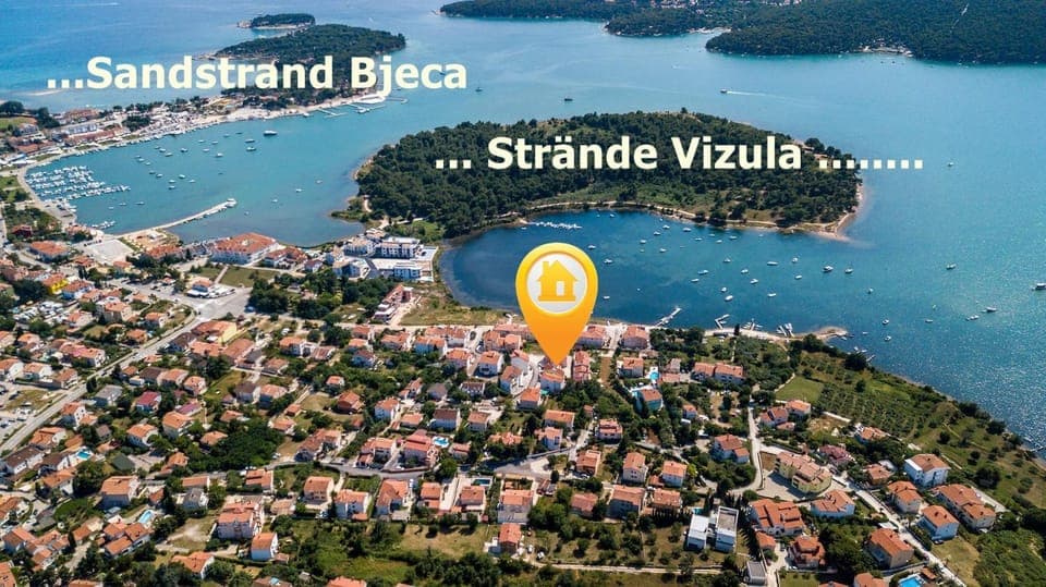 Bird's eye view, Beach, Text overlay