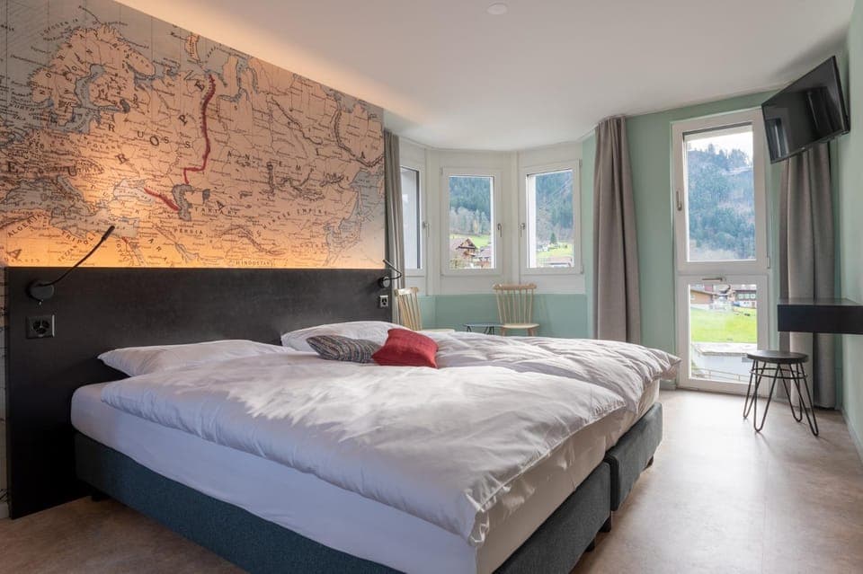 Bed, Photo of the whole room, Bedroom