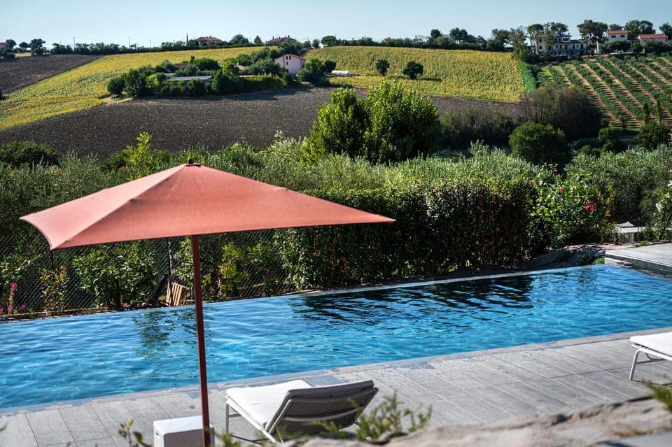 Spring, Day, Natural landscape, Garden, Garden view, Pool view, Swimming pool, sunbed