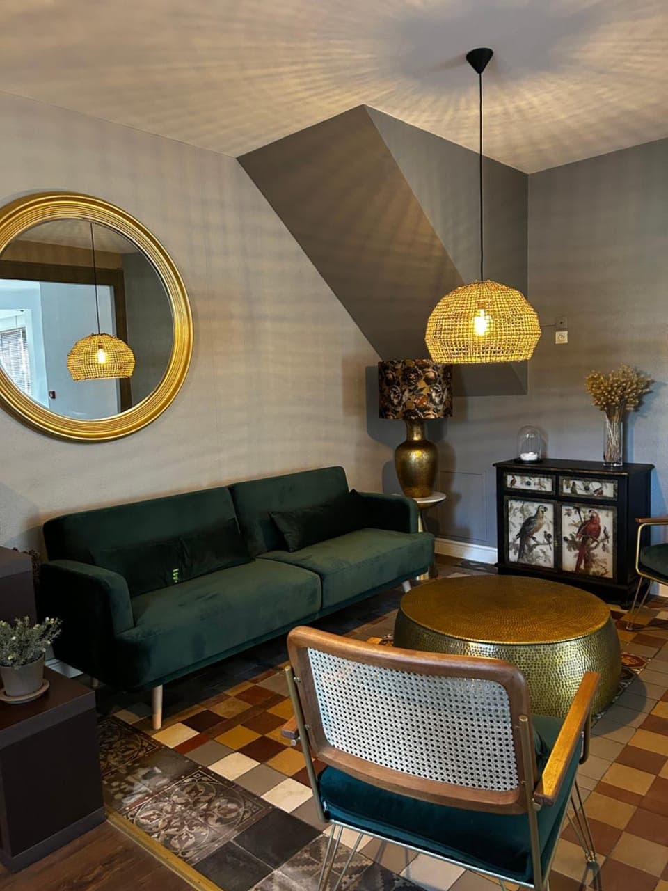 Property building, Seating area