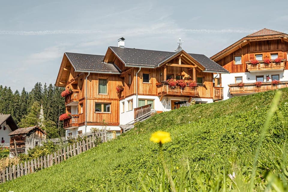 Property building, Garden