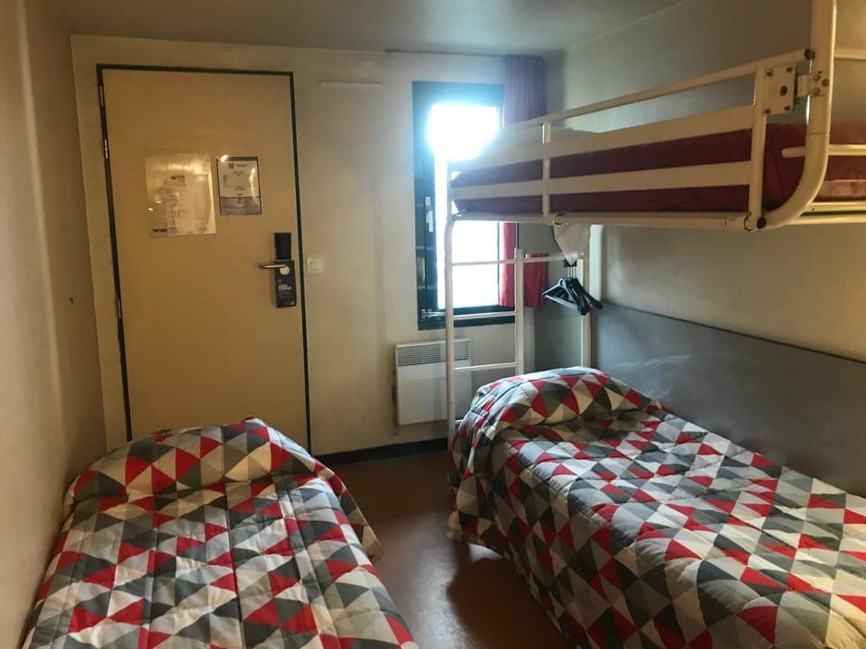 Bed, People, Photo of the whole room, bunk bed