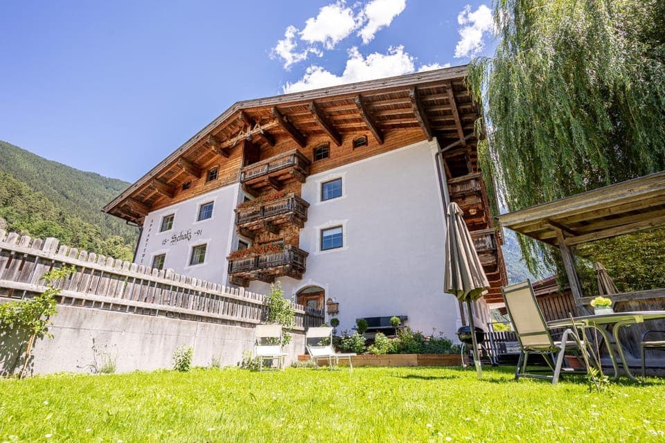 Property building, Garden