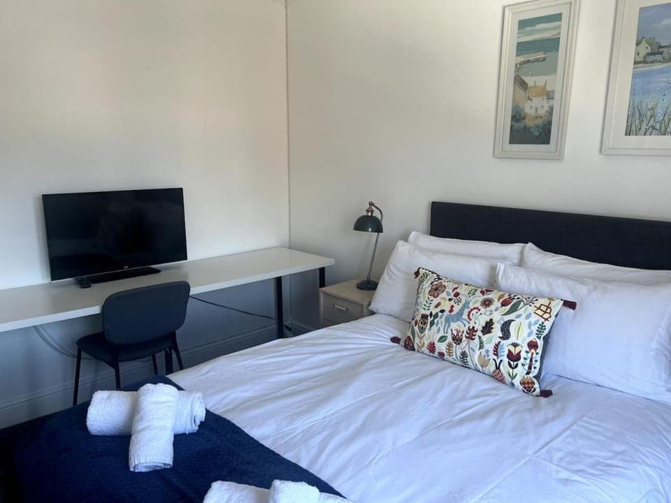 TV and multimedia, Bedroom