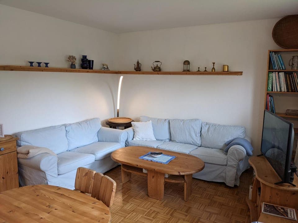 Communal lounge/ TV room, Living room