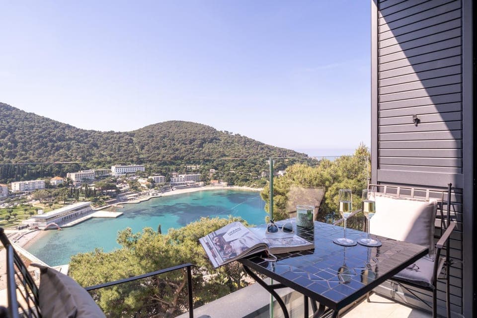 Day, Natural landscape, View (from property/room), Balcony/Terrace, Beach