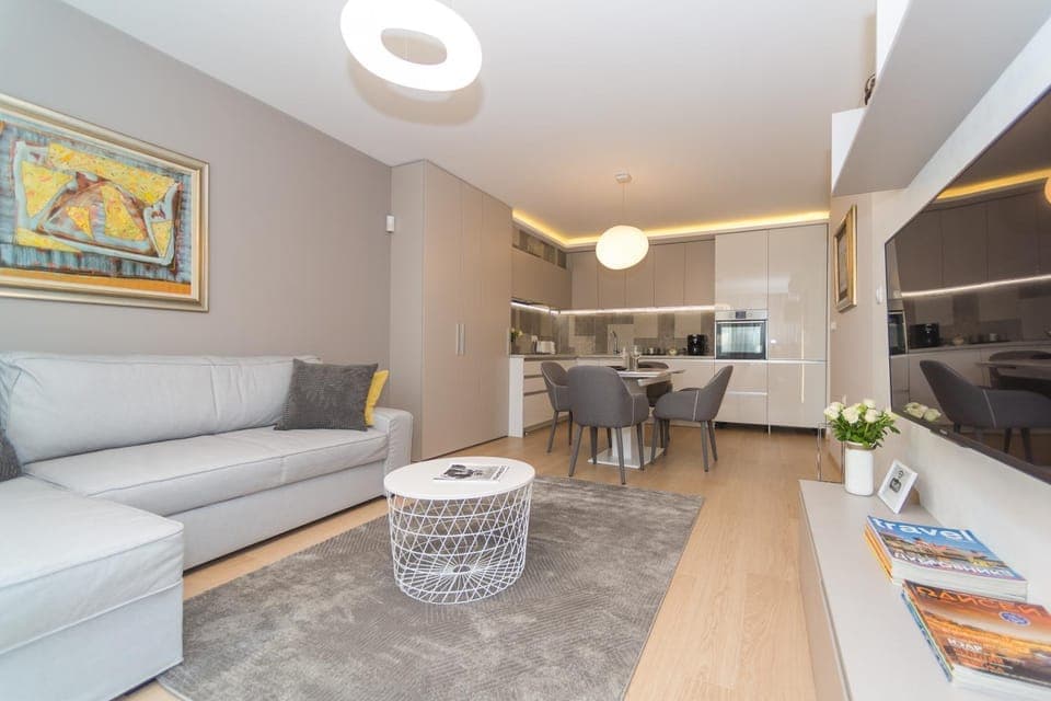 TV and multimedia, Living room, Seating area