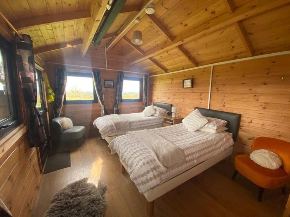 Carrowkeel Cabin Cabin in County Sligo