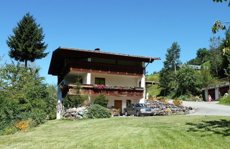 Property building, Facade/entrance, Summer