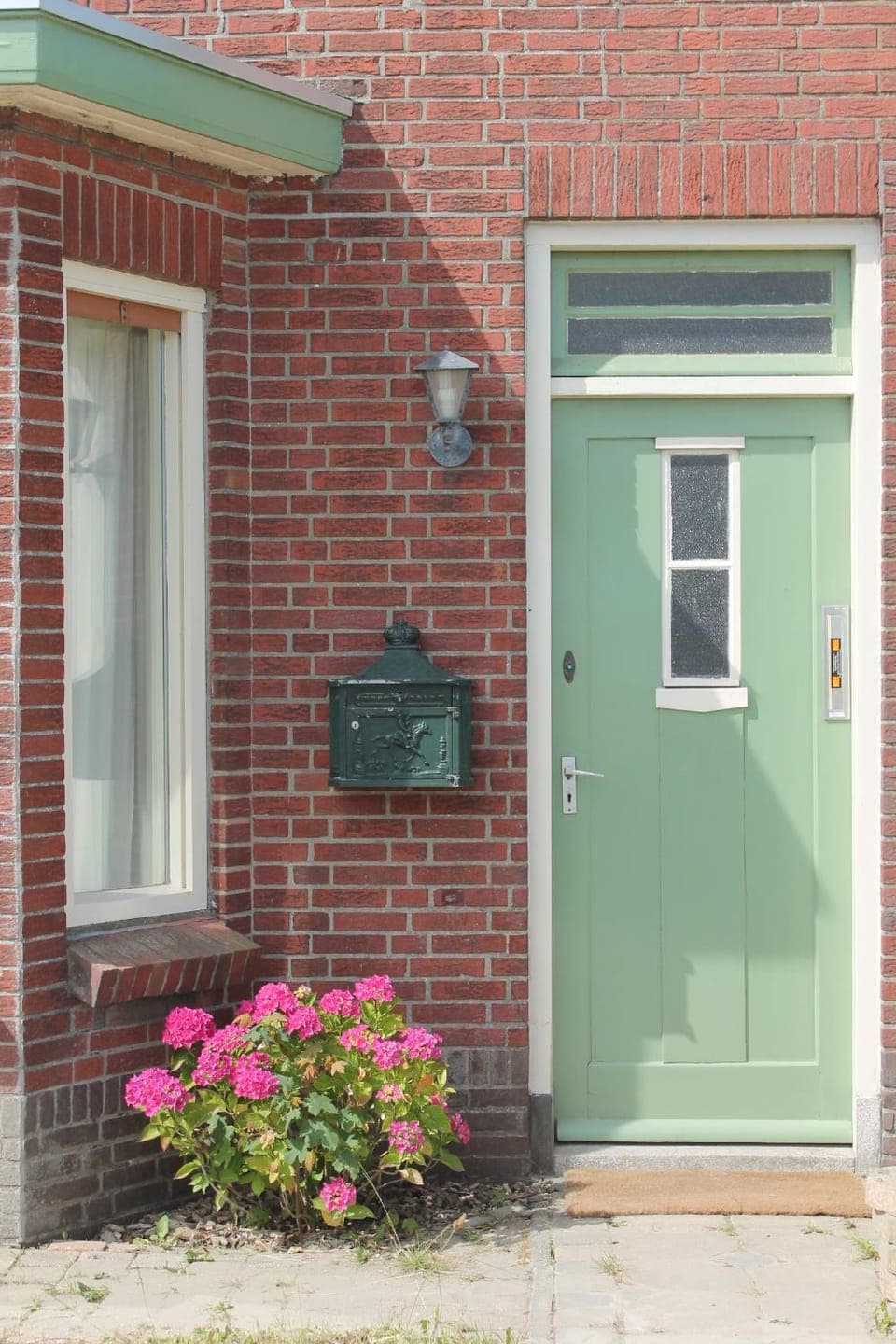 Property building, Facade/entrance