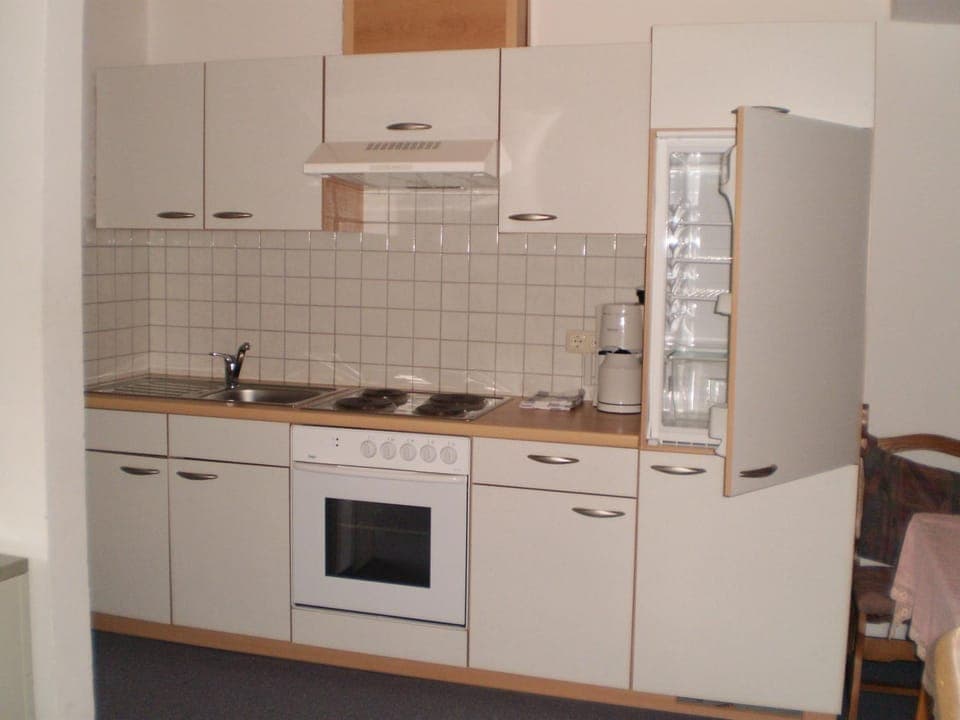 Kitchen or kitchenette, Seating area