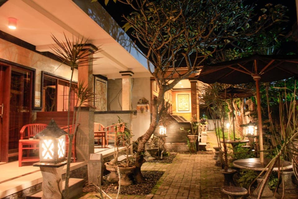 Property building, Inner courtyard view