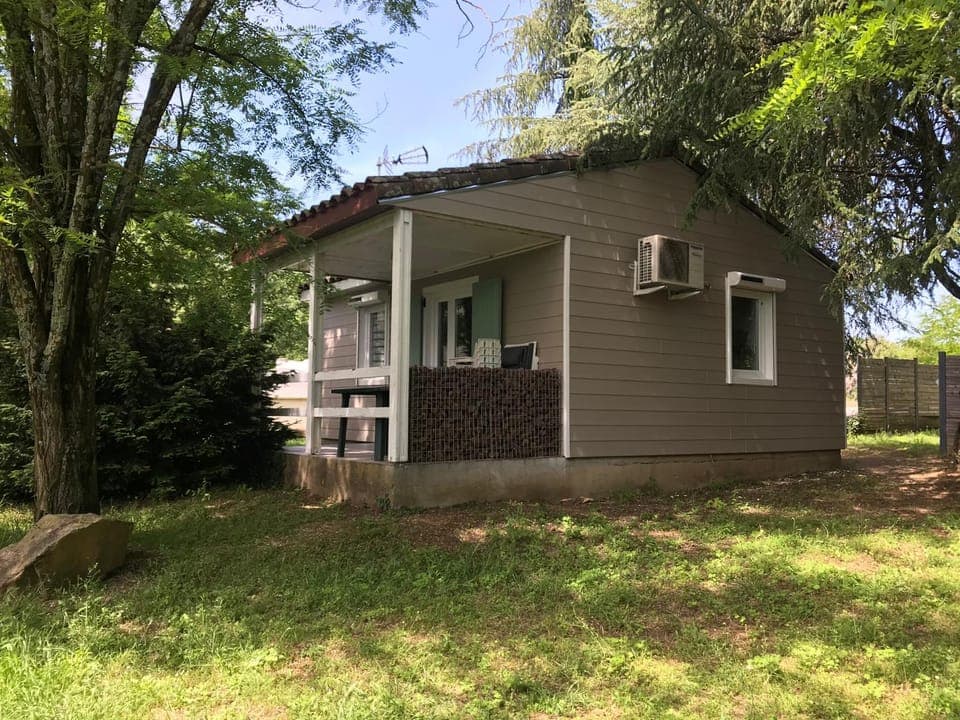 Property building, Balcony/Terrace, Photo of the whole room, Bedroom, Garden view