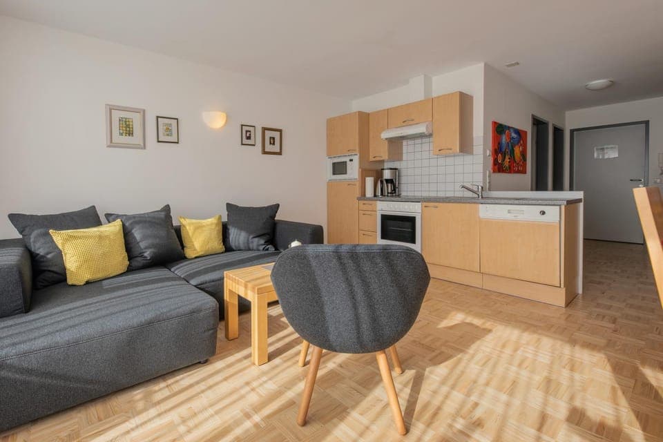 Kitchen or kitchenette, Living room, Seating area, stove