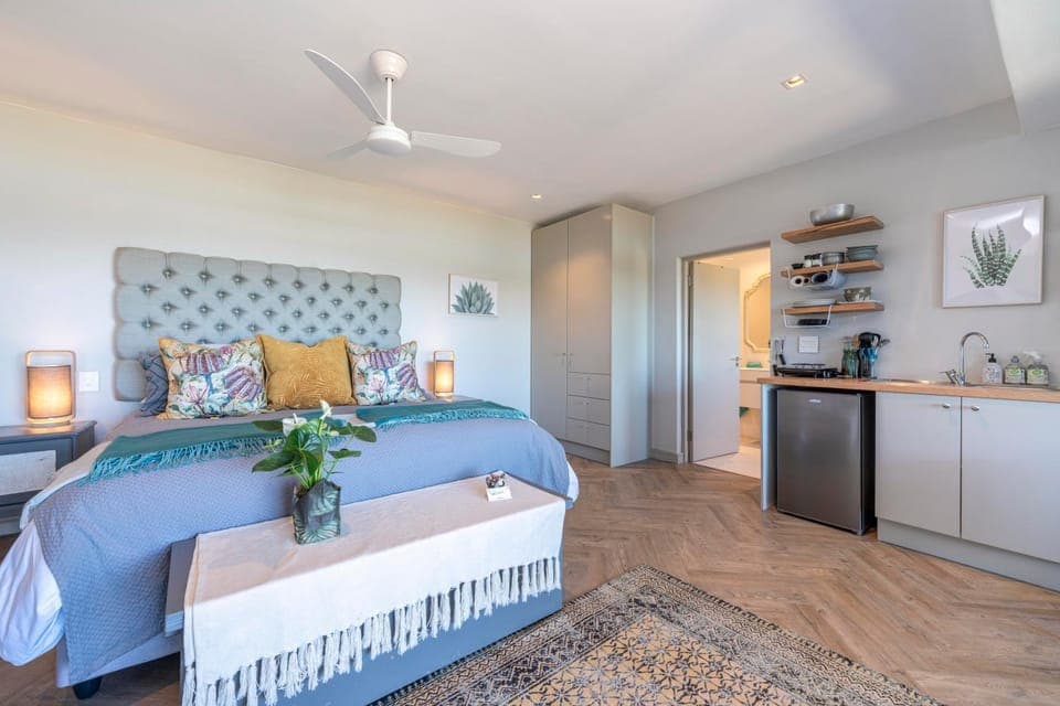 Coffee/tea facilities, Kitchen or kitchenette, Photo of the whole room, Bedroom