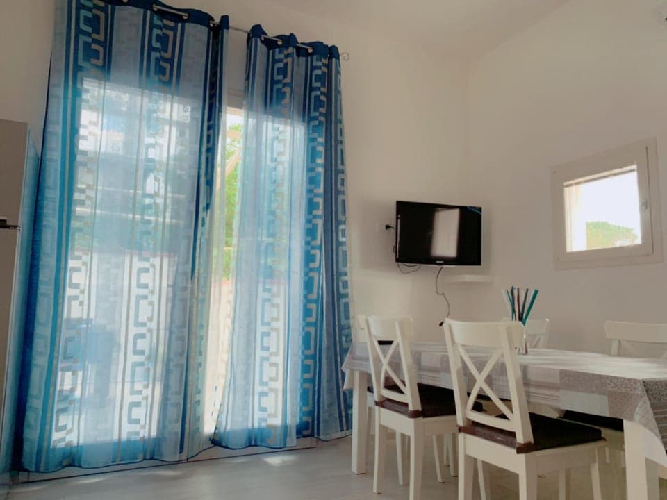 TV and multimedia, Dining area