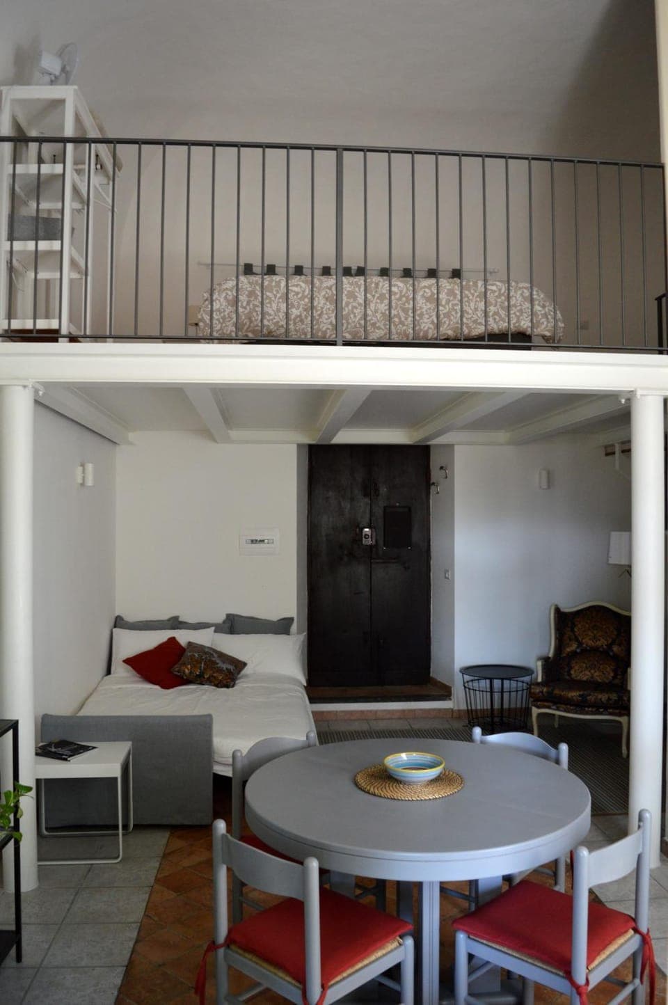 Living room, Photo of the whole room, Dining area, Bedroom