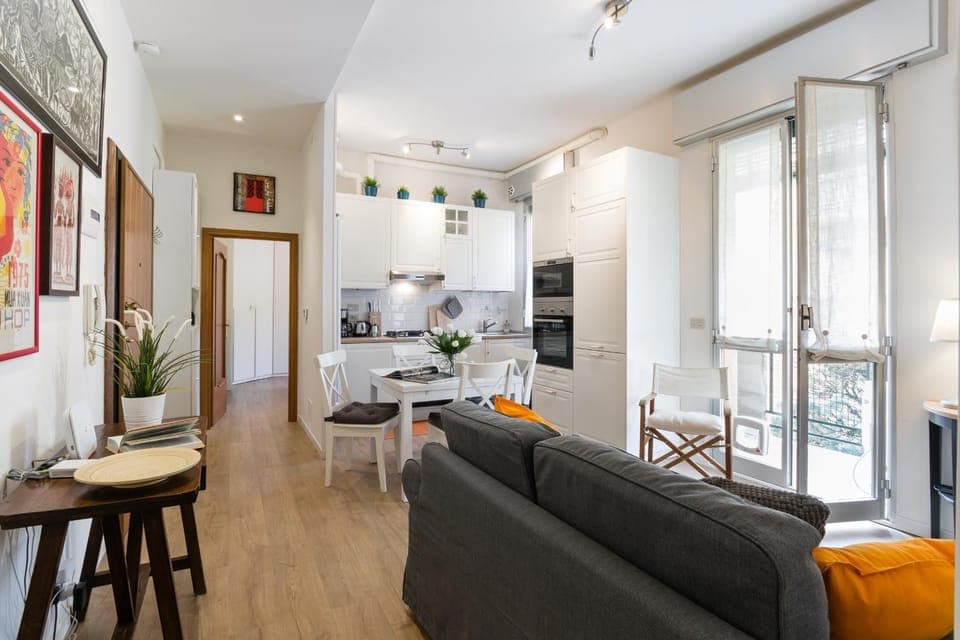 Kitchen or kitchenette, Living room, Dining area