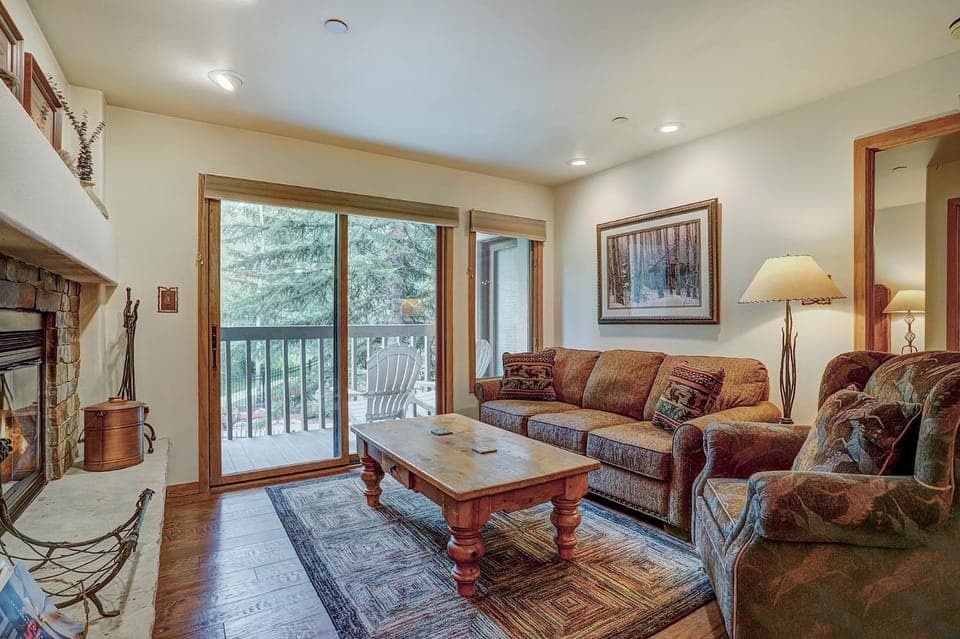 Townsend Place 2BR Condo with Ski In, Ski Out Access Apartment in Beaver Creek
