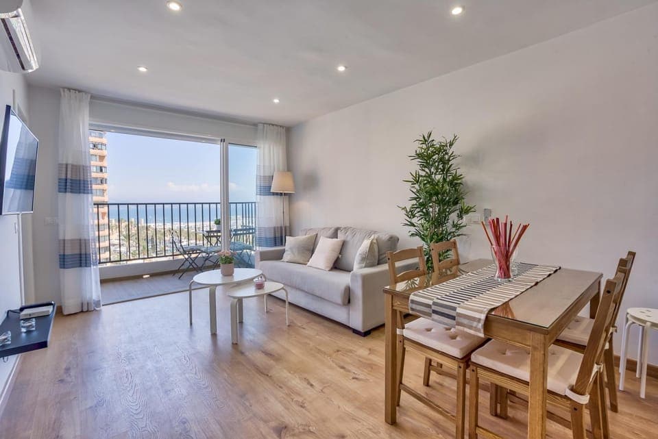 Living room, Dining area, Sea view