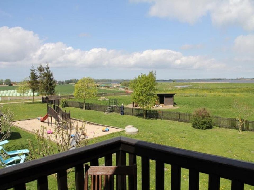 Neighbourhood, Natural landscape