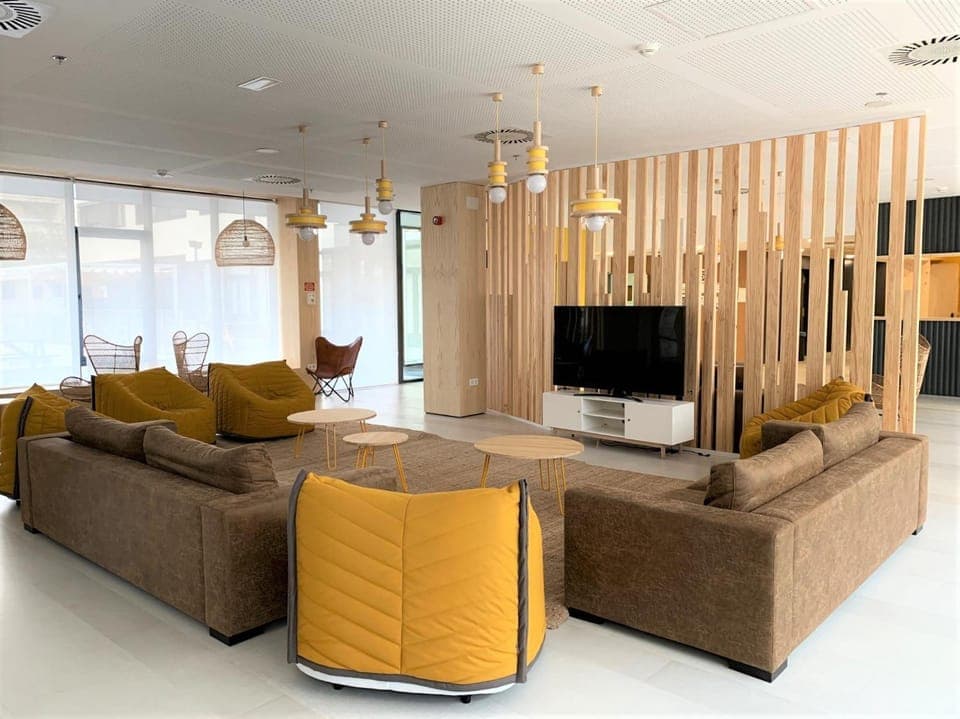 Communal lounge/ TV room, Living room