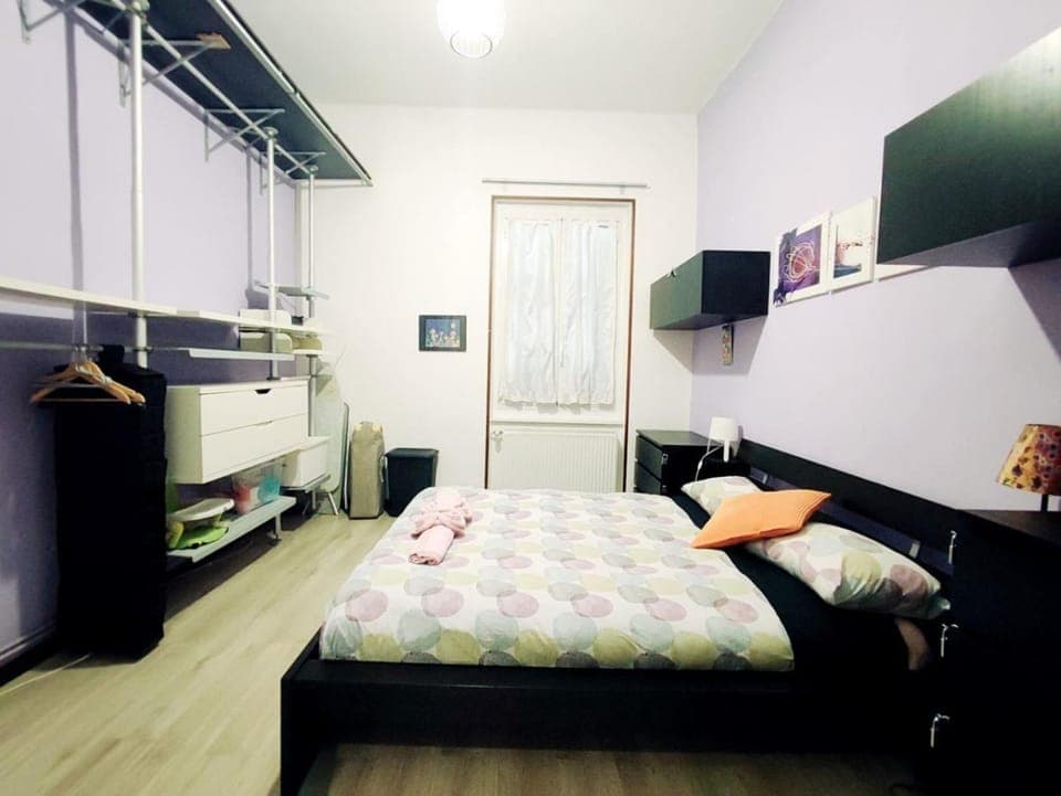 Bed, Photo of the whole room, Bedroom, wardrobe