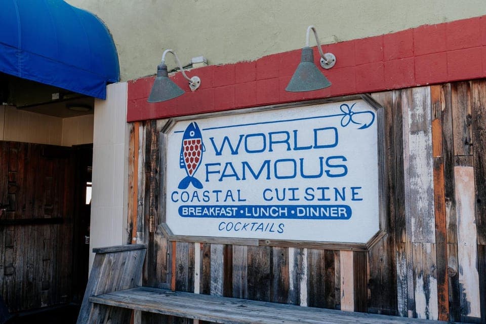 Restaurant/places to eat, Logo/Certificate/Sign