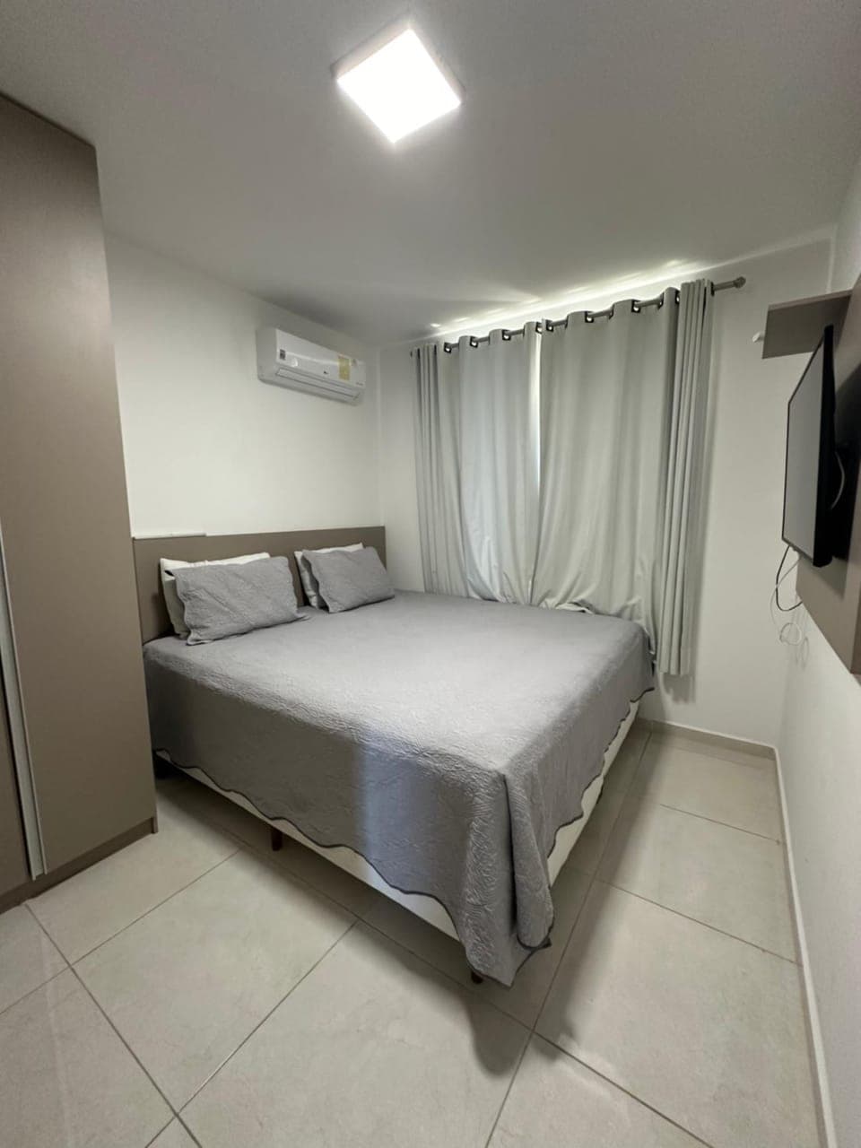 TV and multimedia, Bedroom, air conditioner