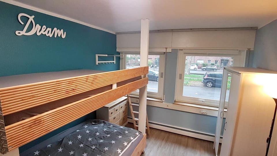 Photo of the whole room, bunk bed
