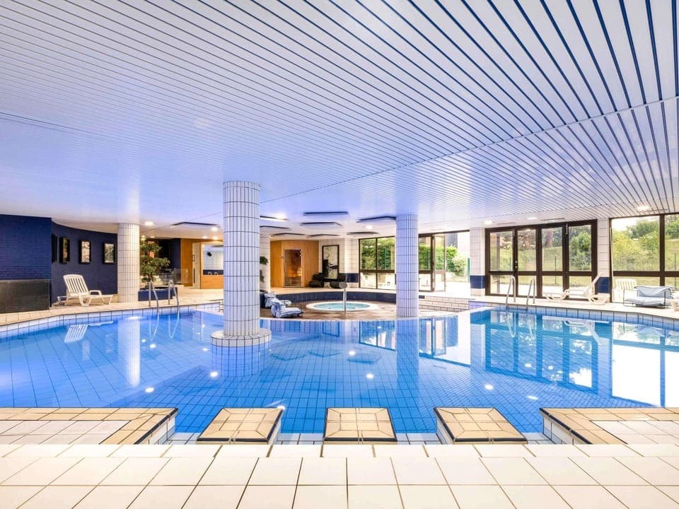 Pool view, Swimming pool