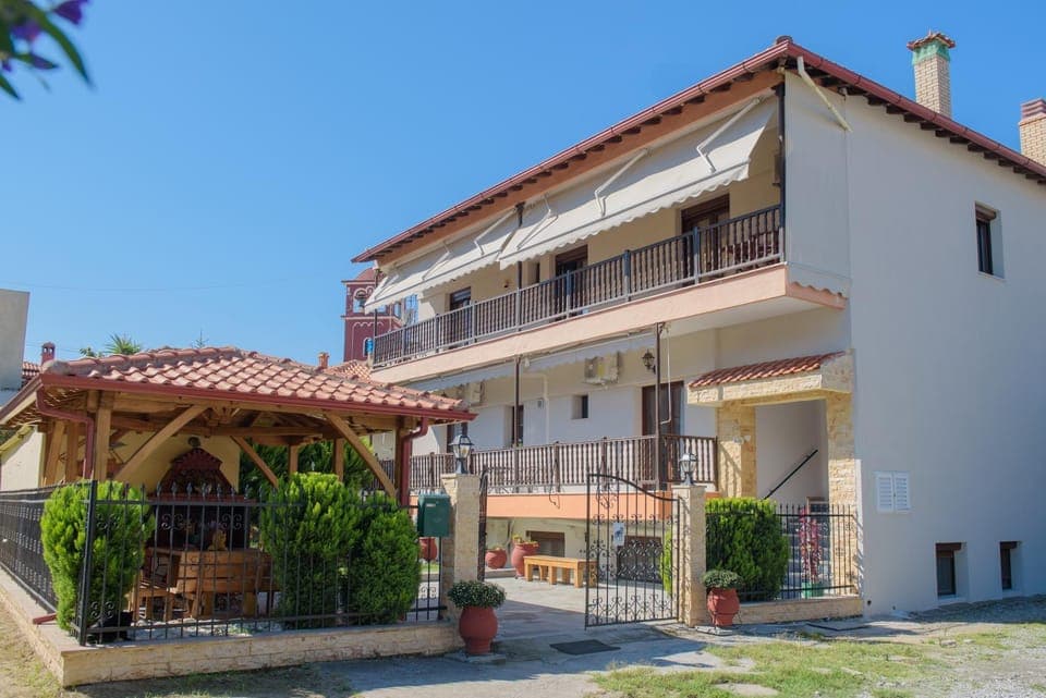 Property building, Facade/entrance