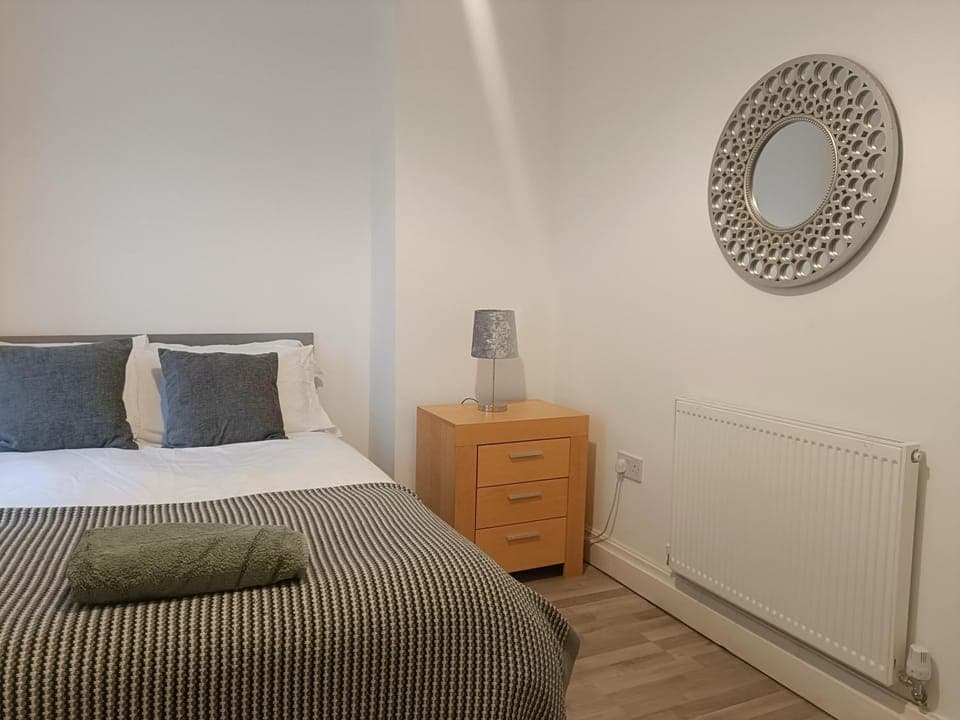 Bed, Bedroom, wardrobe