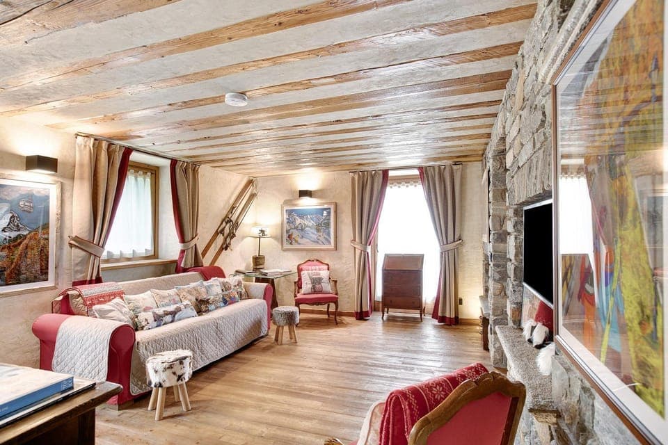 Property building, Living room