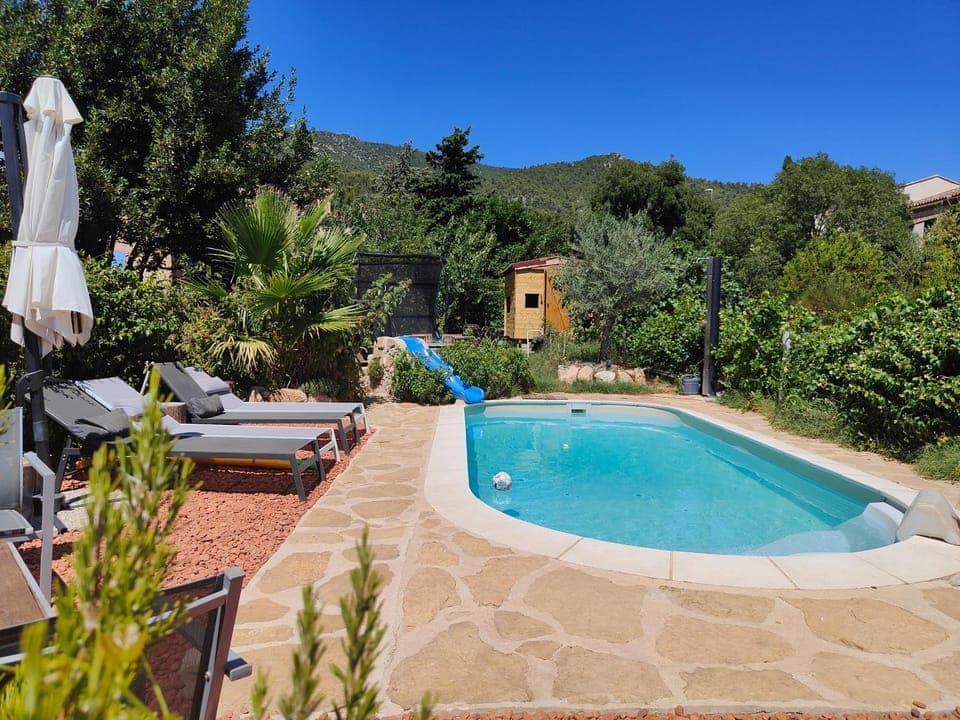 Natural landscape, Garden, Garden view, Mountain view, Pool view, Swimming pool, sunbed