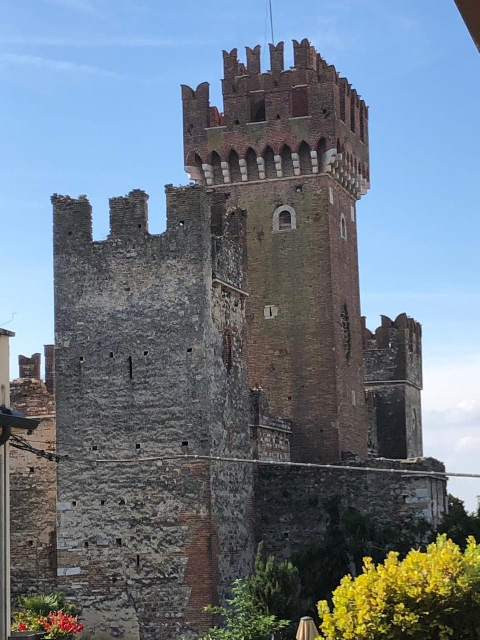 Nearby landmark, Neighbourhood