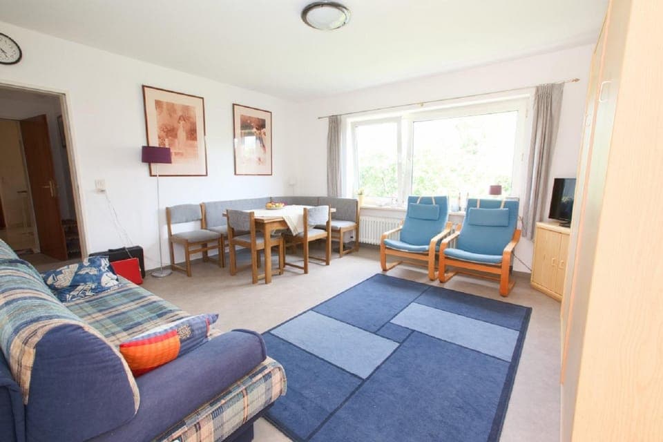 Living room, Dining area, Bedroom