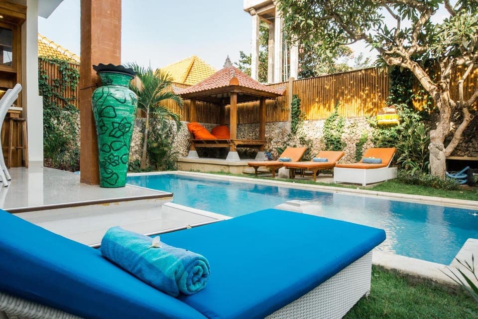 Garden, Pool view, Swimming pool, sunbed