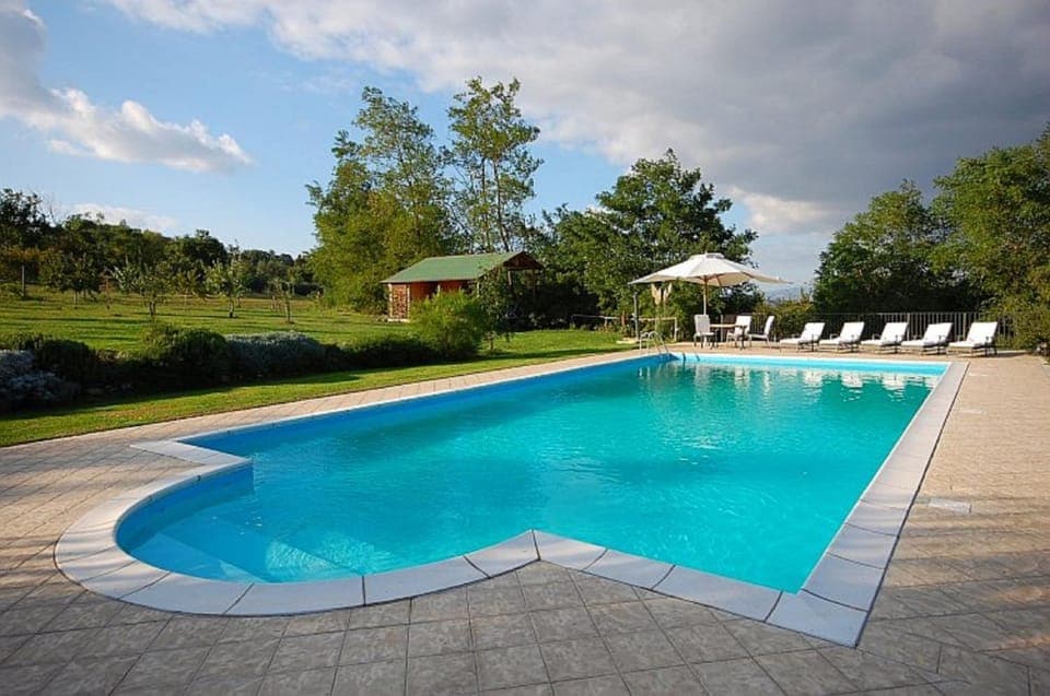 Swimming pool, Swimming pool