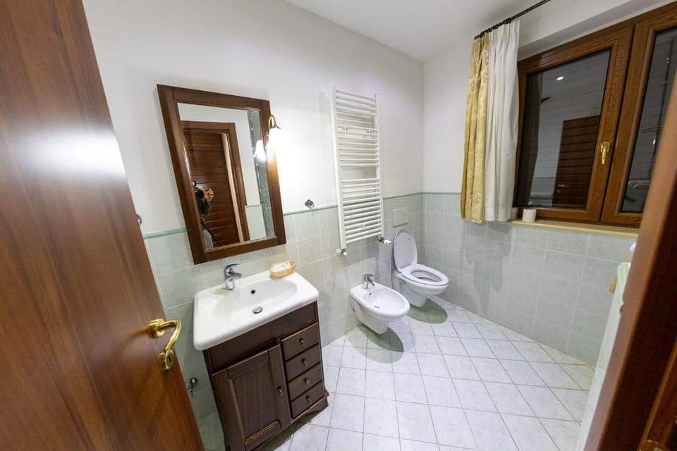 Toilet, Bathroom, bidet