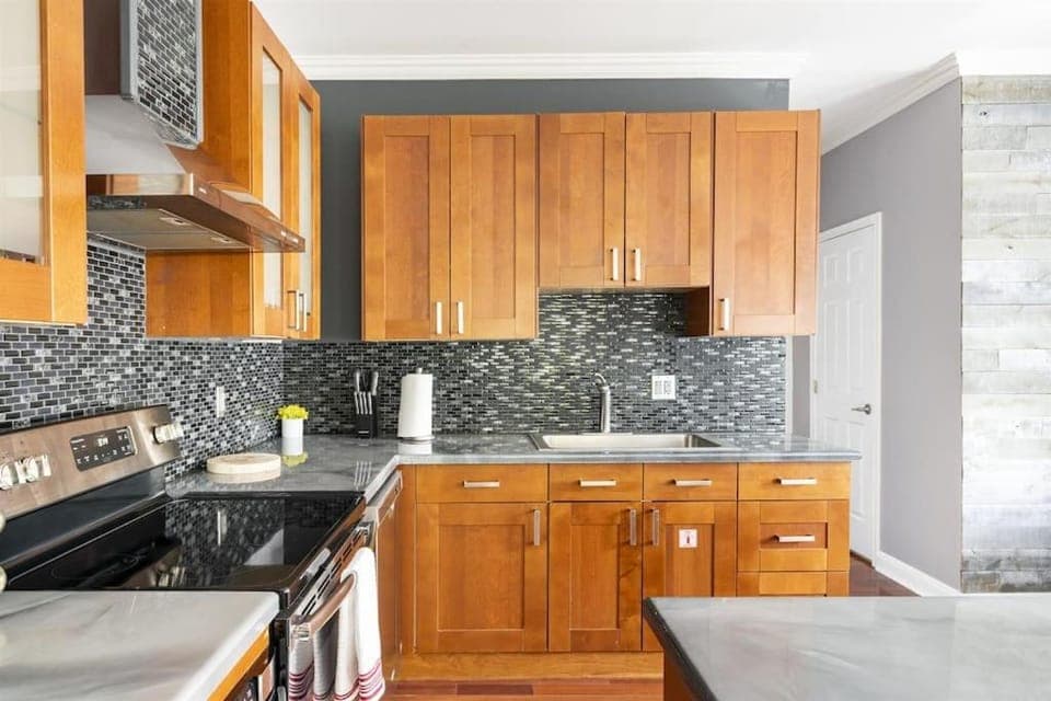 Riverfront Penthouse Suite in Midtown Harrisburg near Hershey Apartment in Wormleysburg