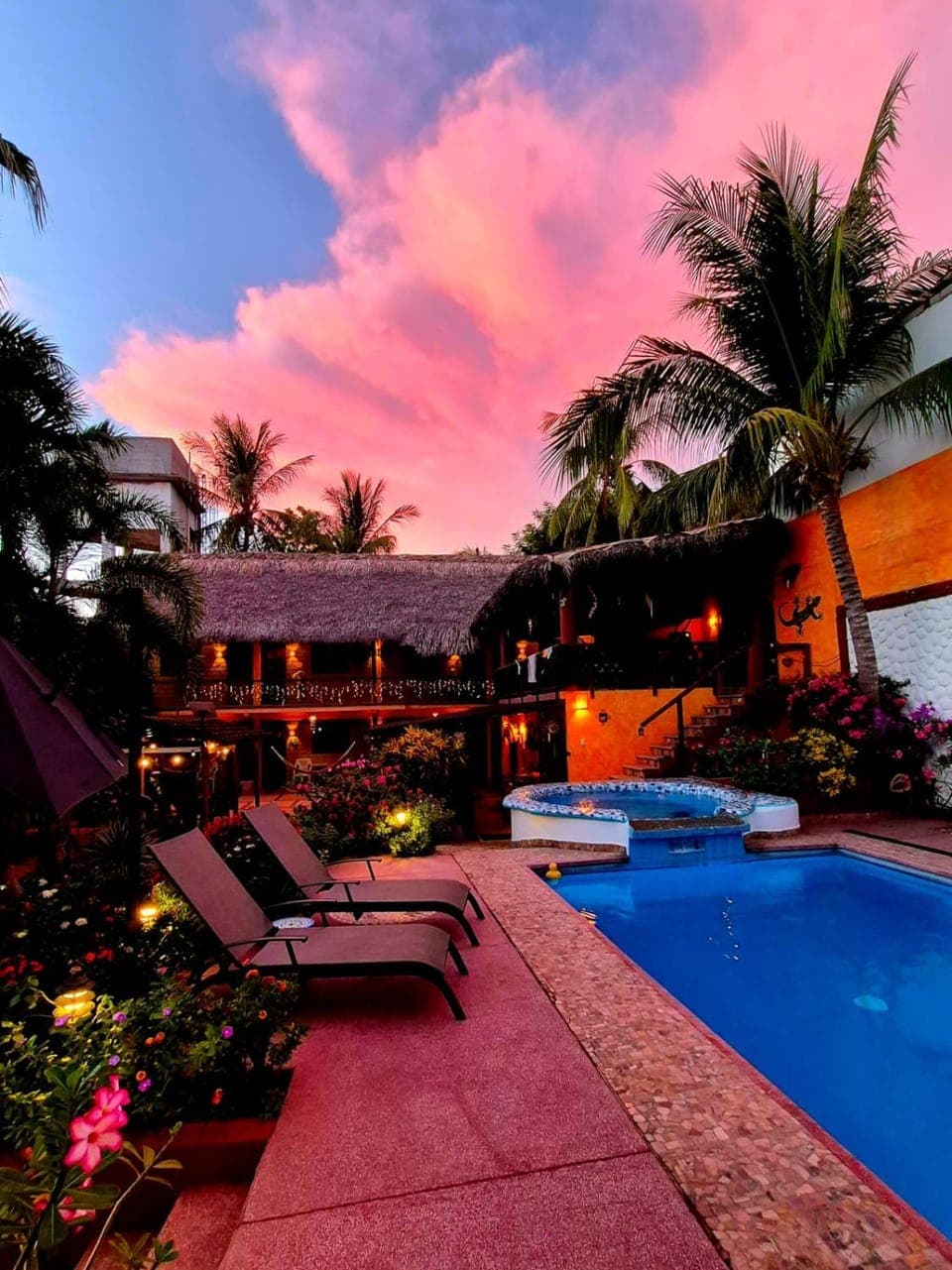 Property building, Natural landscape, Garden, Garden view, Pool view, Swimming pool, sunbed