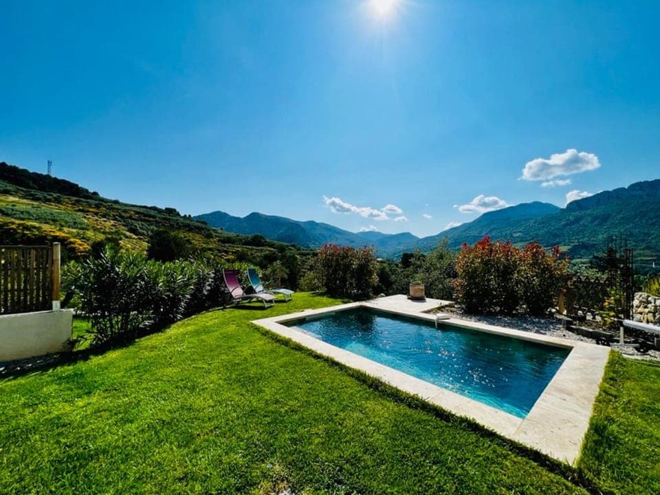 Spring, Natural landscape, Garden view, Mountain view, Pool view, Swimming pool, sunbed